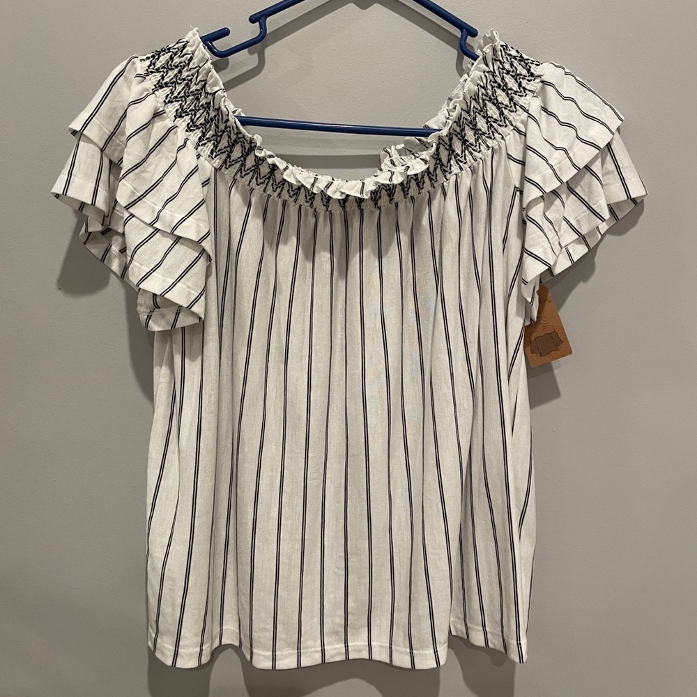 American Eagle off the shoulder top - Picture 2 of 2